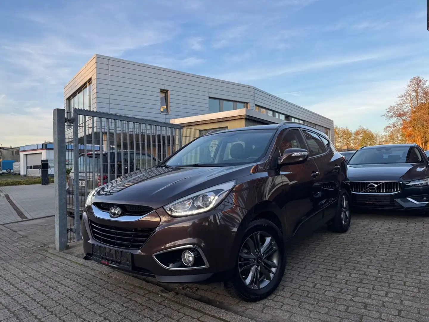 Hyundai iX35 FIFA World Cup Edition 2WD SITZHEIZUNG LED Brun - 2