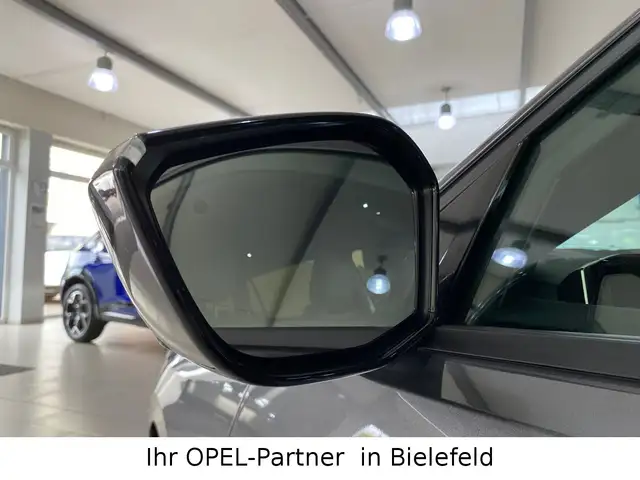 Opel Astra view 9