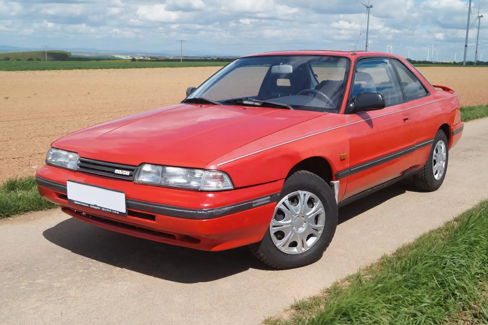 Mazda 626 Coupe Rot - 1