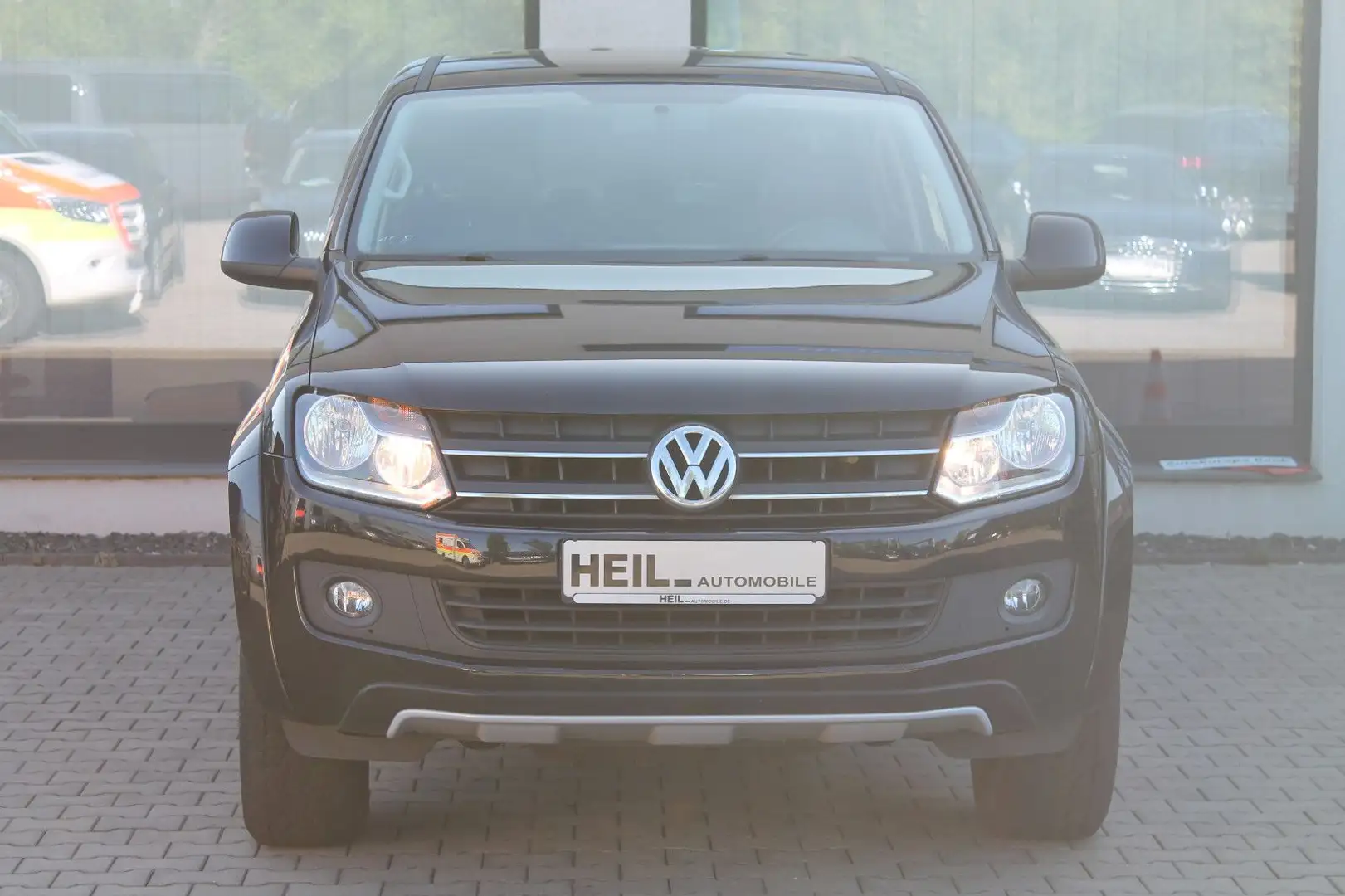 Volkswagen Amarok Canyon DoubleCab 4Motion*NAVI*AHK*SHZ* Schwarz - 2