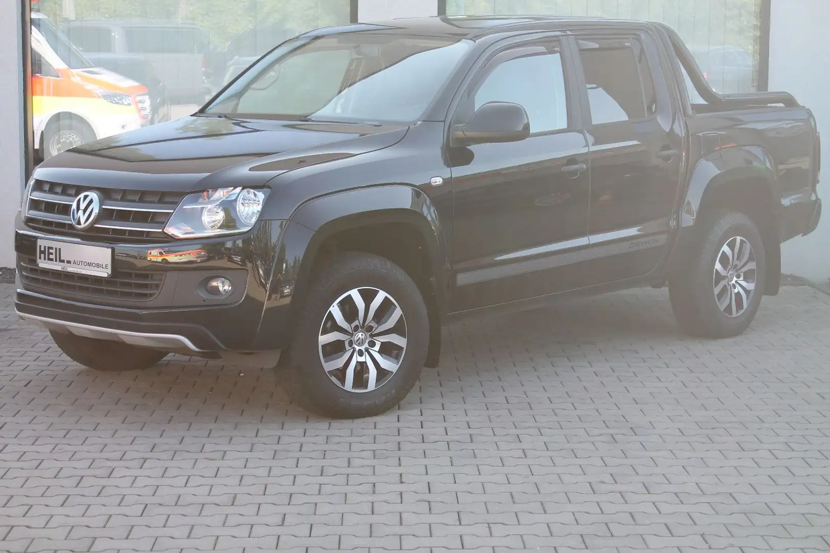 Volkswagen Amarok Canyon DoubleCab 4Motion*NAVI*AHK*SHZ* Schwarz - 1
