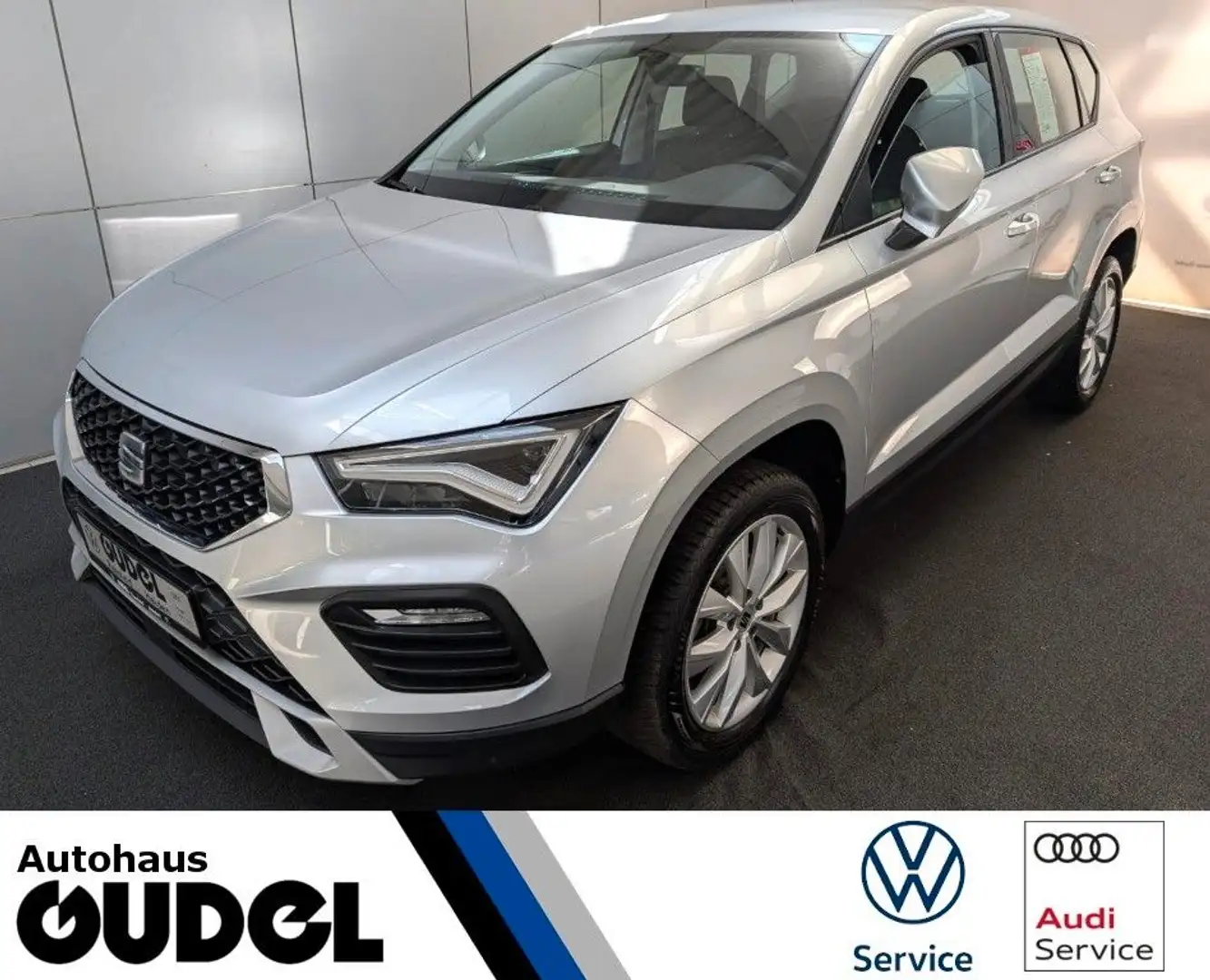 SEAT Ateca 1.5TSI"Style"LED Nav App FrontASS AHK DAB Stříbrná - 1