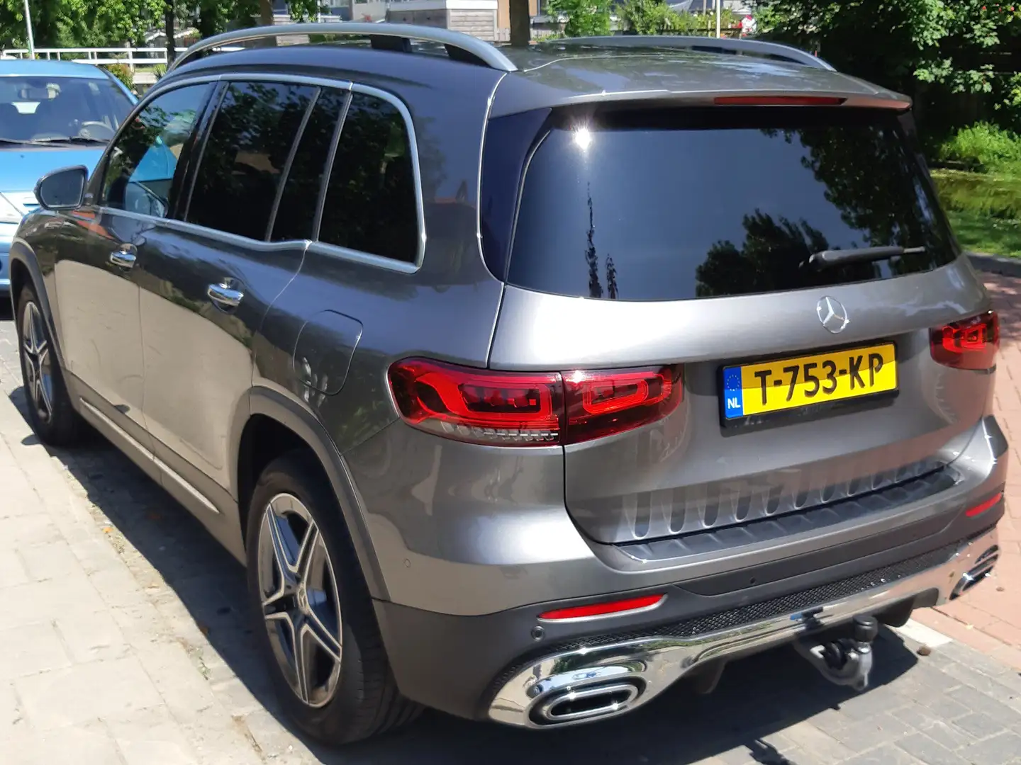 Mercedes-Benz GLB 200 GLB 200 Premium Plus 7p. Gris - 2