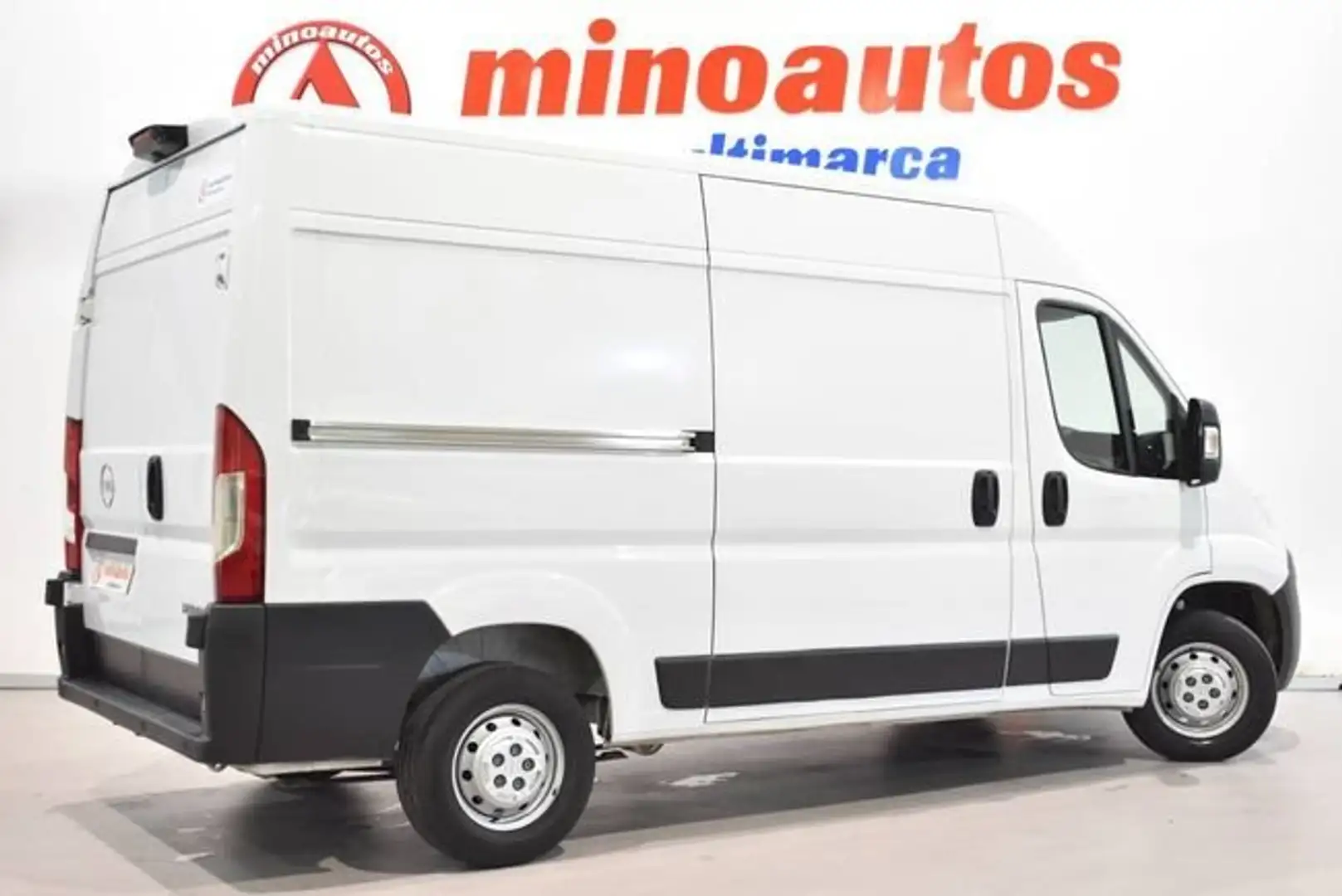 Opel Movano FURGÓN 3.5T L2H2 2.2 BLUEHDI 140 CV Blanco - 2