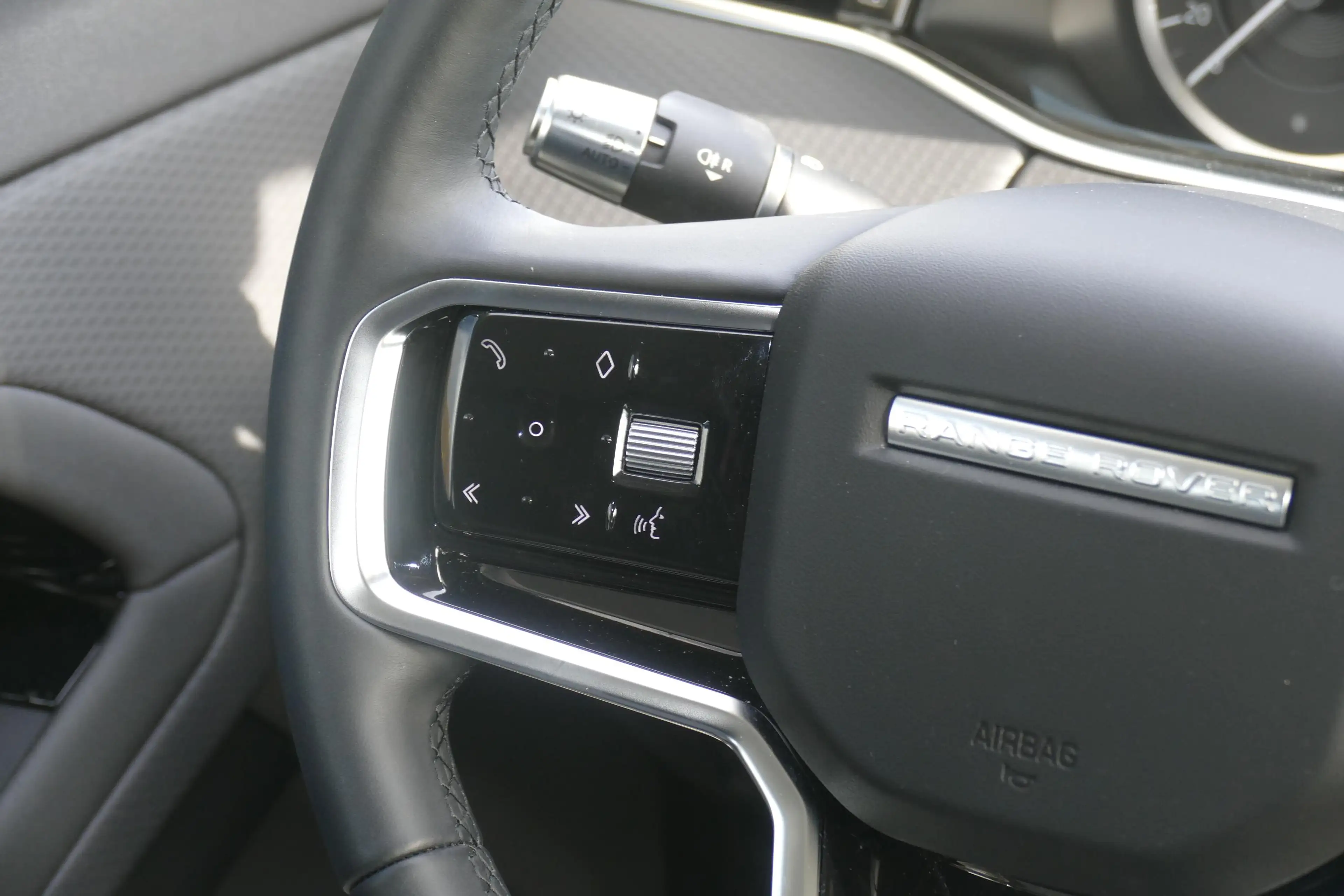 Land Rover Range Rover Evoque P300e S | 360° | LED | APPLECAR — photo 10
