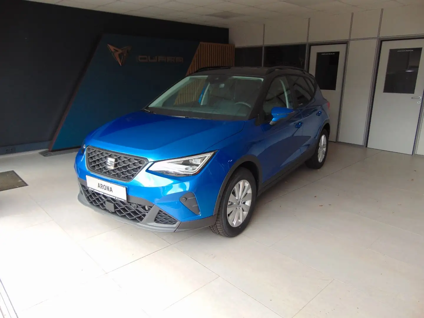 SEAT Arona Arona Road Edition *VOLL LED*SHZ*PDC* uvm. - 1