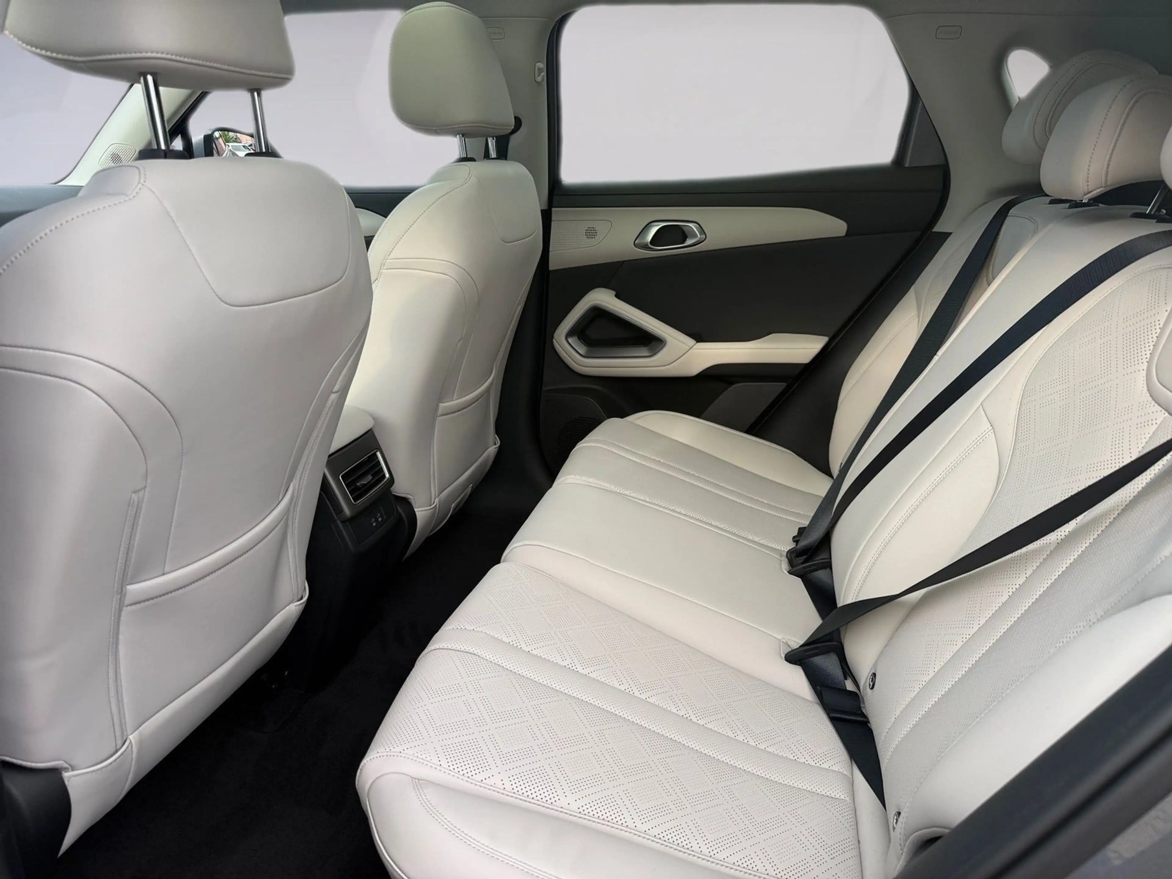 BYD Atto 2 Comfort*sofort Verfügbar*204PS — photo 11
