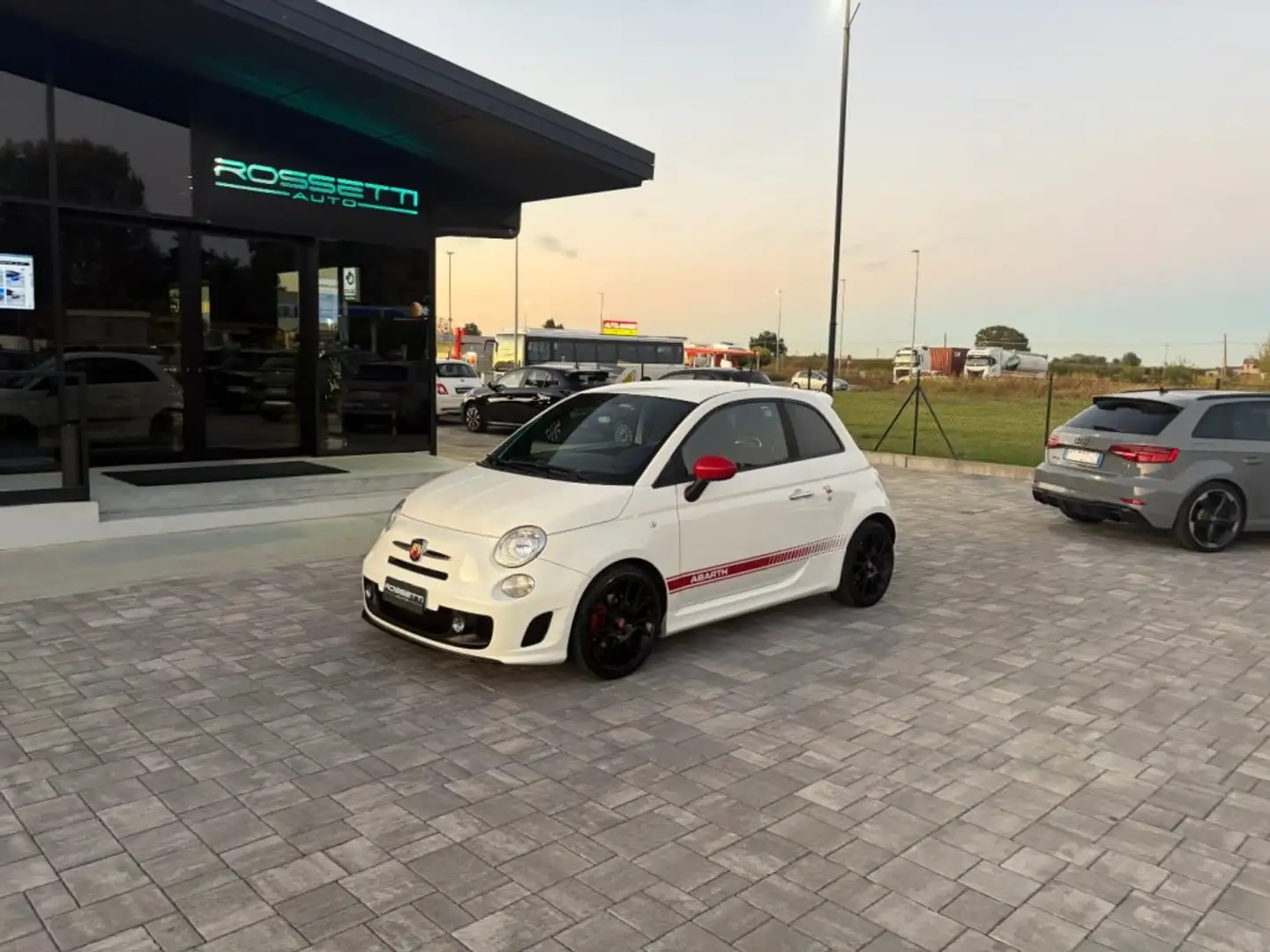 Abarth 595 1.4 Turbo T-Jet 160 CV Yamaha Factory Racing Bianco - 2