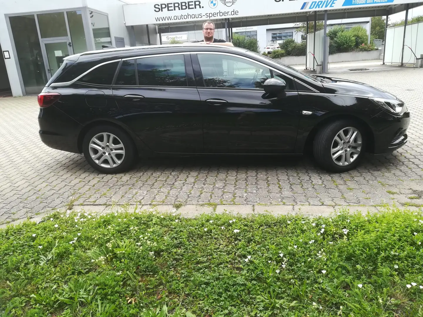 Opel Astra Astra+Sports+Tourer+Diesel+1.6+BiTrb+D+(CDTI)+Star - 2