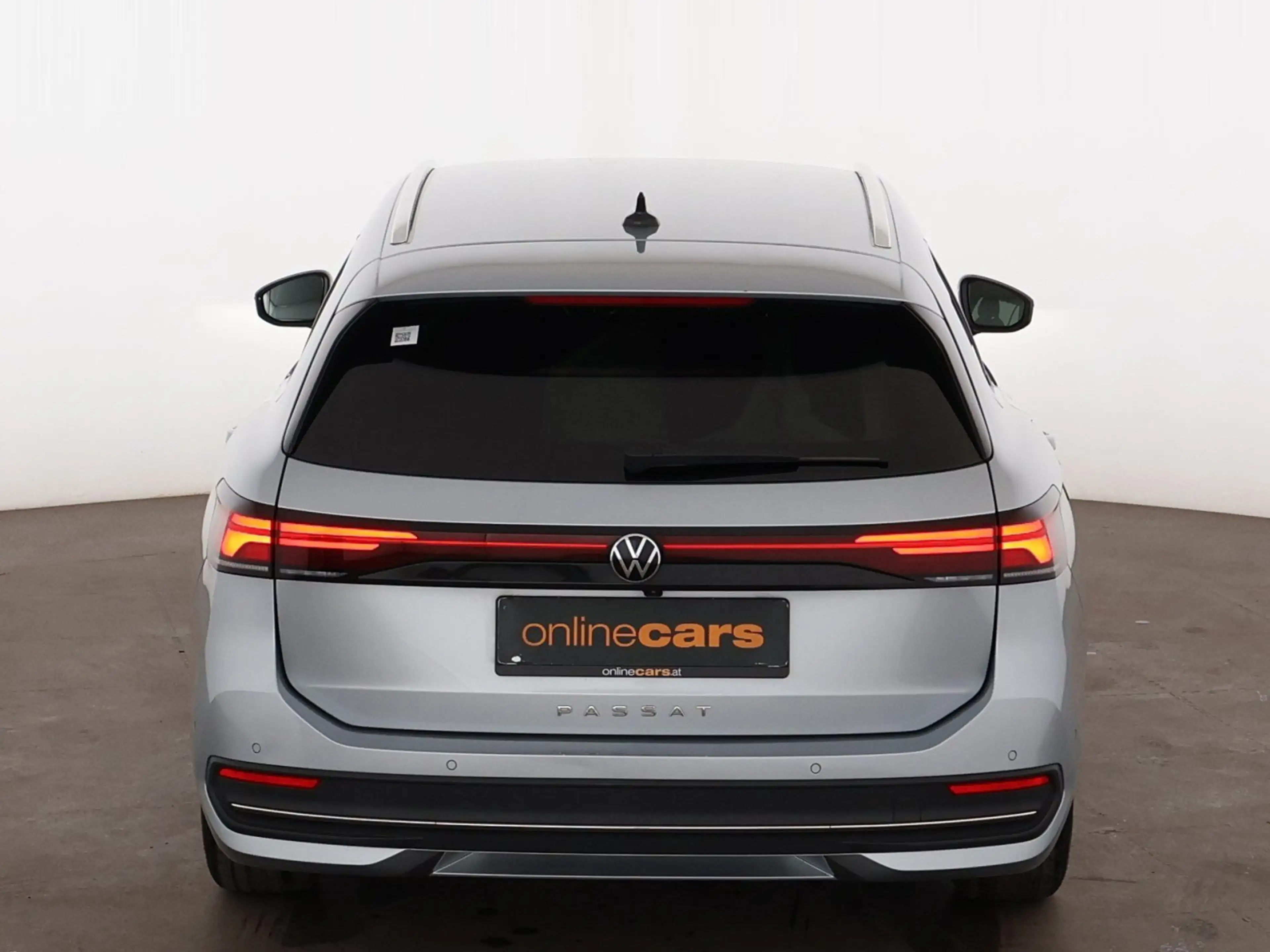 Volkswagen Passat Variant 2.0 TDI Business Aut LED HEAD-UP — photo 8