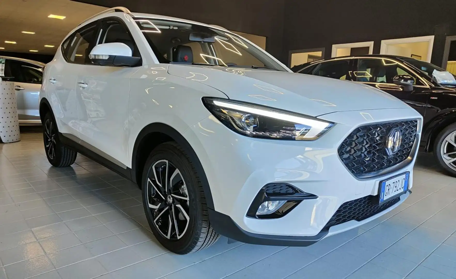 MG ZS 1.5 VTi-tech Luxury GPL Nuova (Vari Colori) Bianco - 1