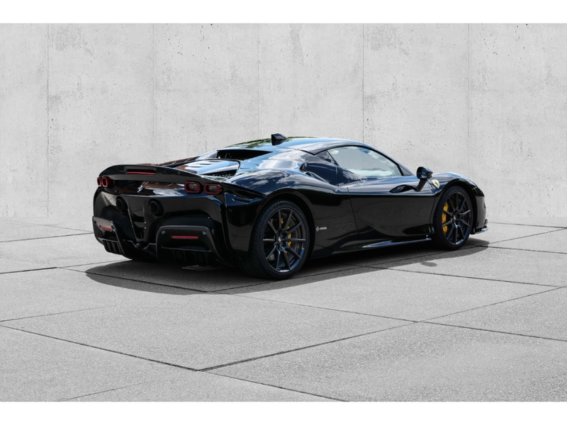 Ferrari SF90 Stradale *Assetto-Fiorano*Carbon-Felgen*CarPlay*Carbon+LED* — photo 6