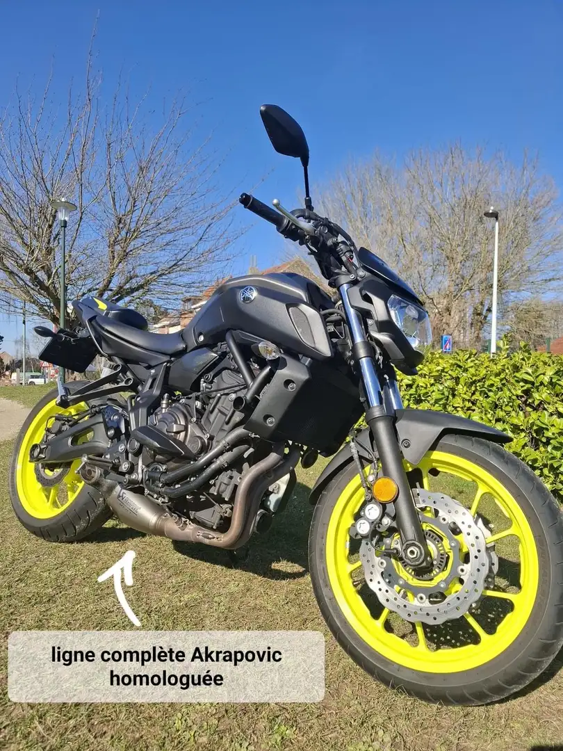 Yamaha MT-07 - 2