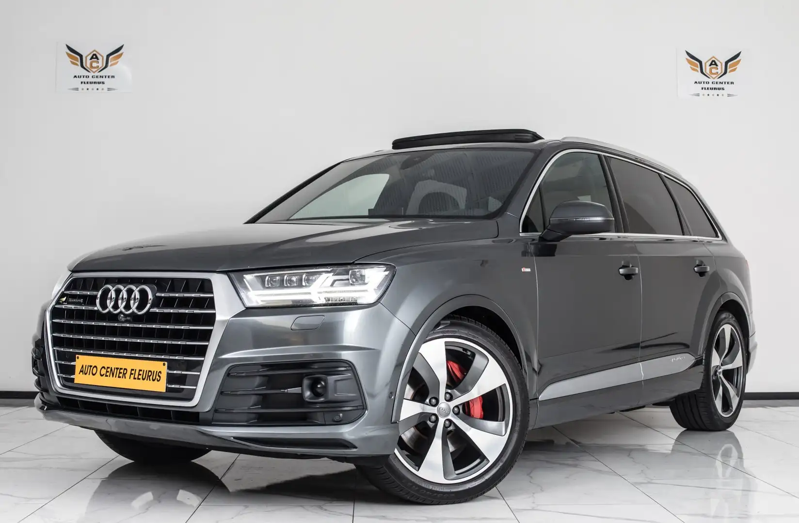 Audi Q7 S-Line 3.0L TDi V6 Quattro 7 places / Full Option Gris - 2