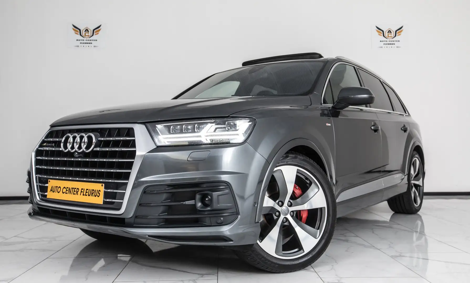 Audi Q7 S-Line 3.0L TDi V6 Quattro 7 places / Full Option Gris - 1