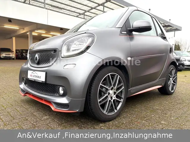 smart forTwo Cabrio Brabus Xclusive ASPHALTGOLD