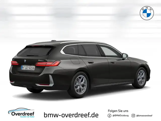 BMW 5 Series view 7