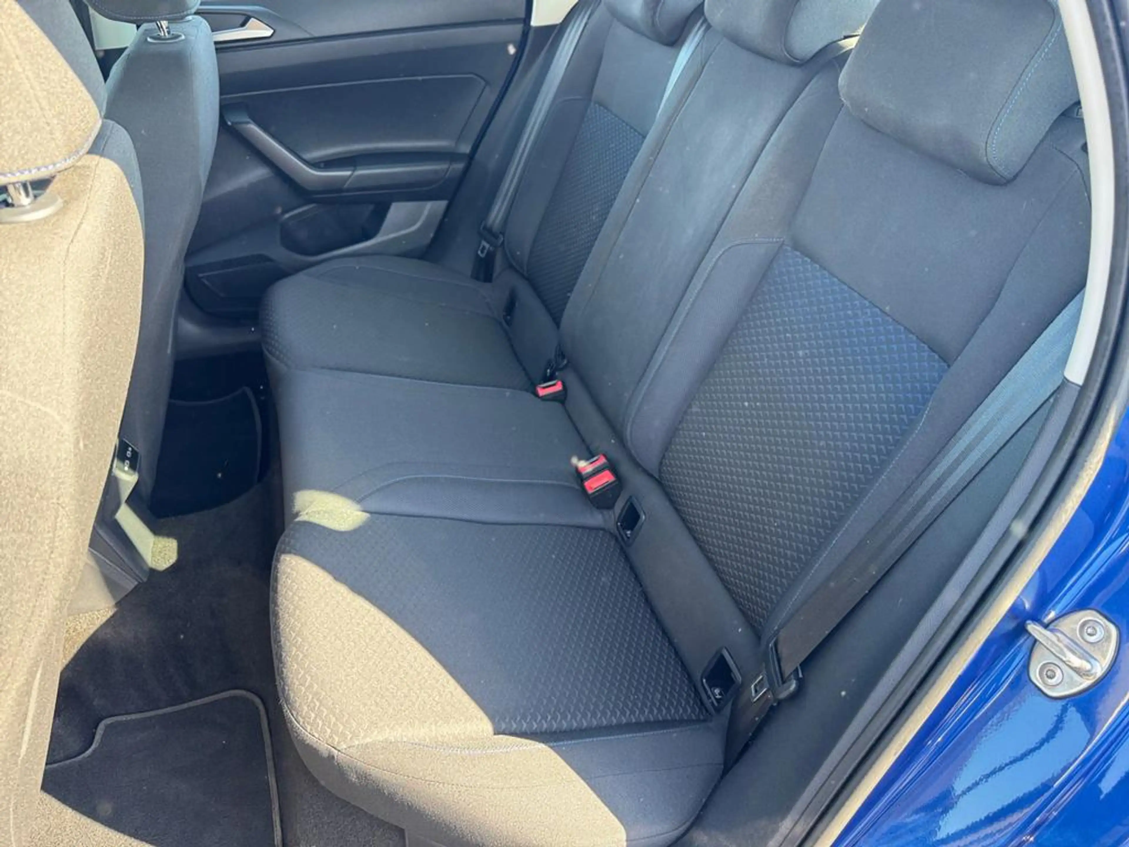 Volkswagen Polo Polo 1.0i United (EU6AP) — photo 9