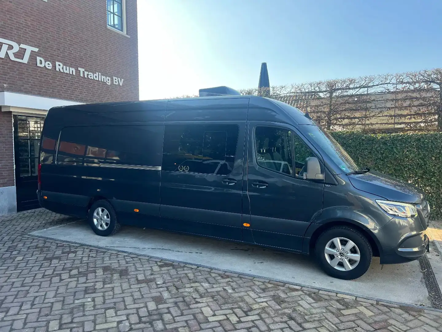 Mercedes-Benz Sprinter 316 L4 H2 Cross kart motorsport Leder led navi mbu Zwart - 2