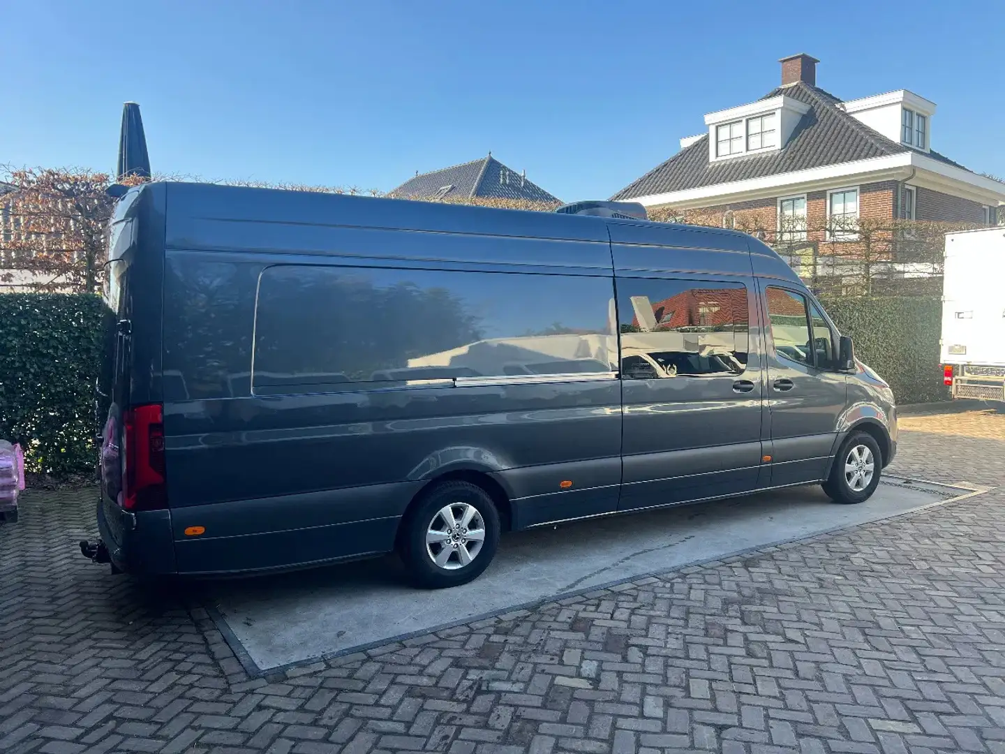 Mercedes-Benz Sprinter 316 L4 H2 Cross kart motorsport Leder led navi mbu Zwart - 1