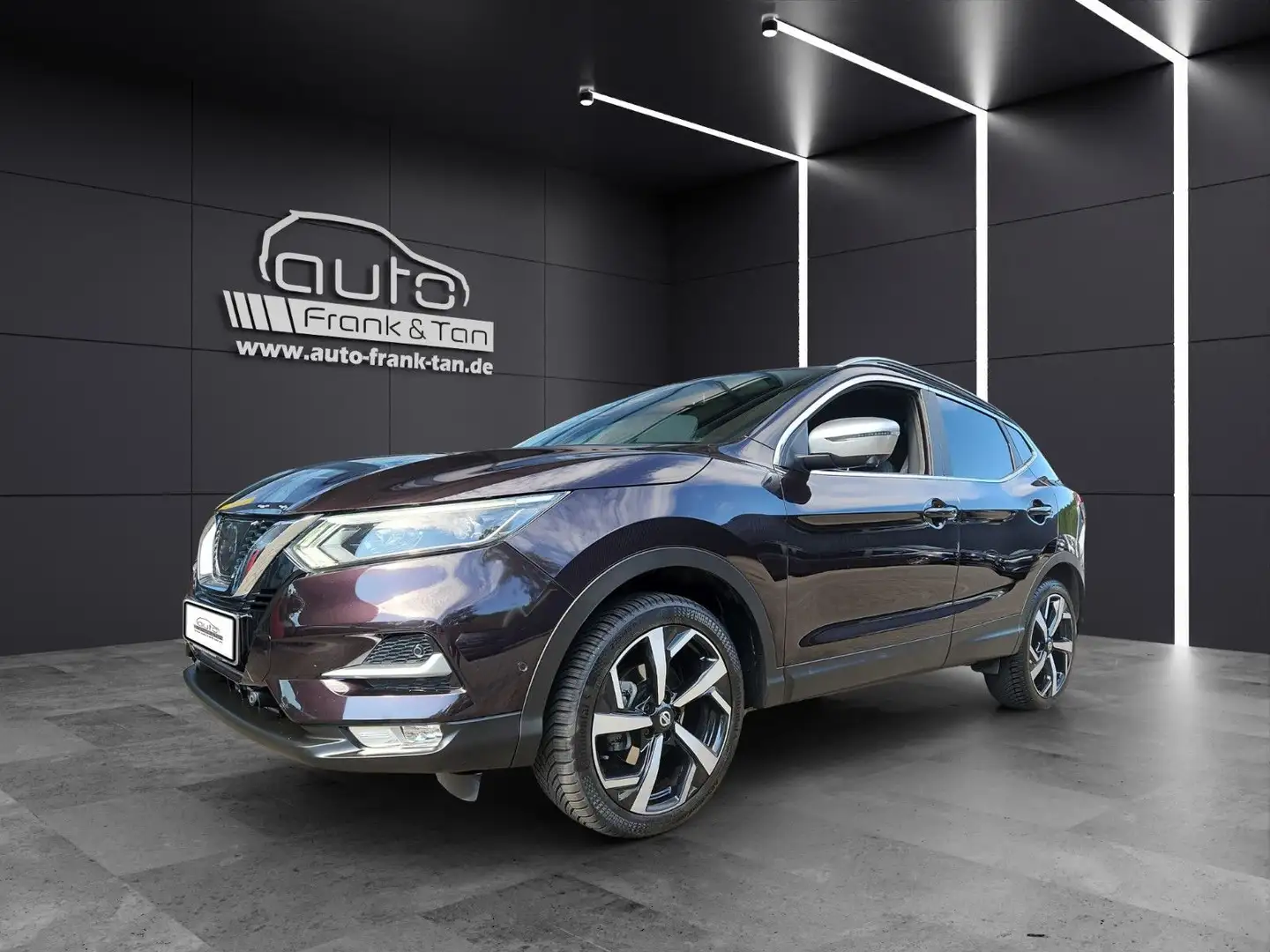 Nissan Qashqai AHK*Shzg*360°*Navi Чорний - 1