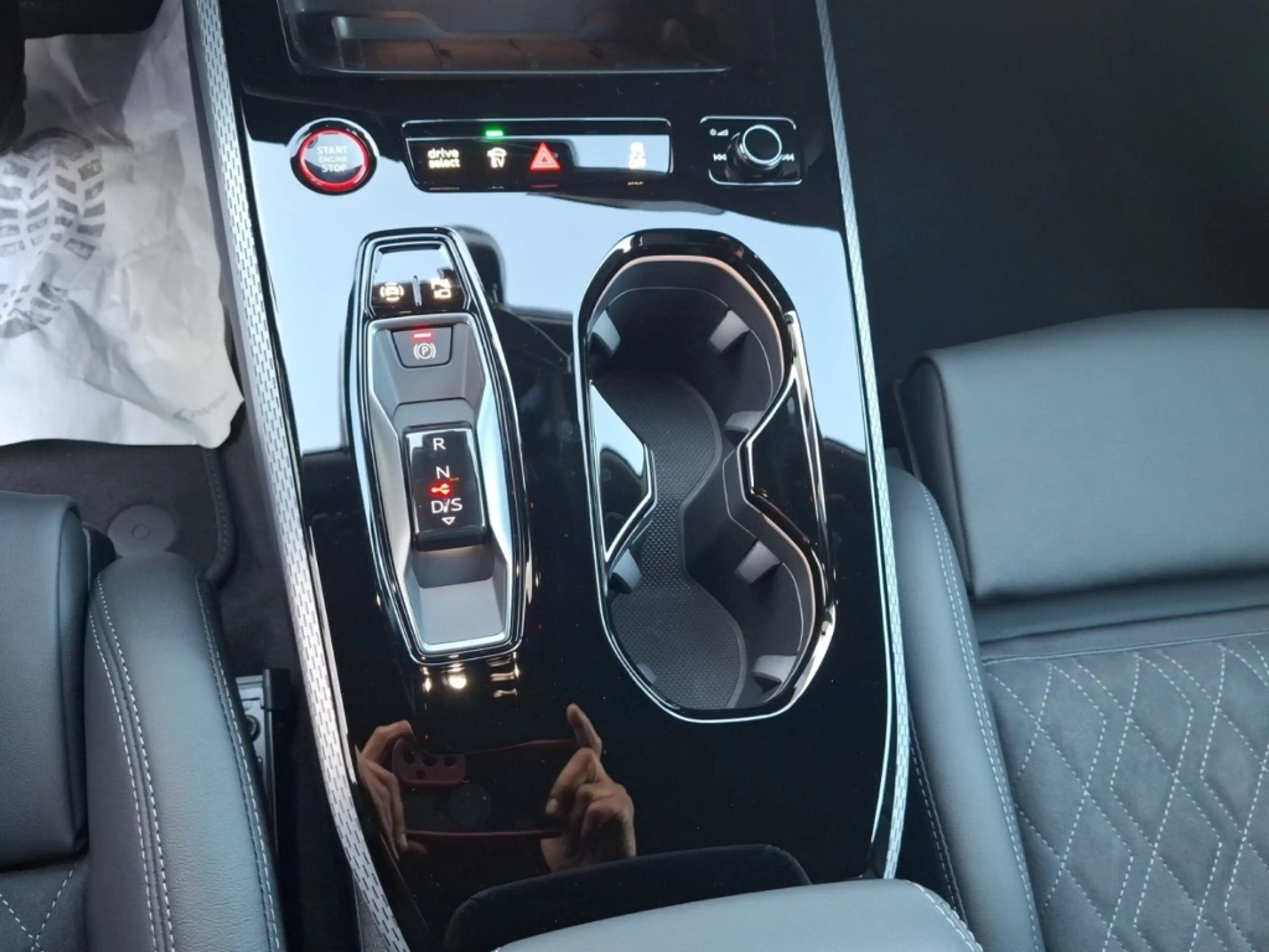 Audi A5 Limousine e-hybrid quattro 270 kW S tronic — photo 15