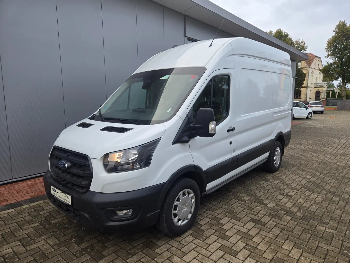 Ford Transit 330 L2H3 Trend+Winter+RFK+SYNC4+Techno+FGS Weiß - 1