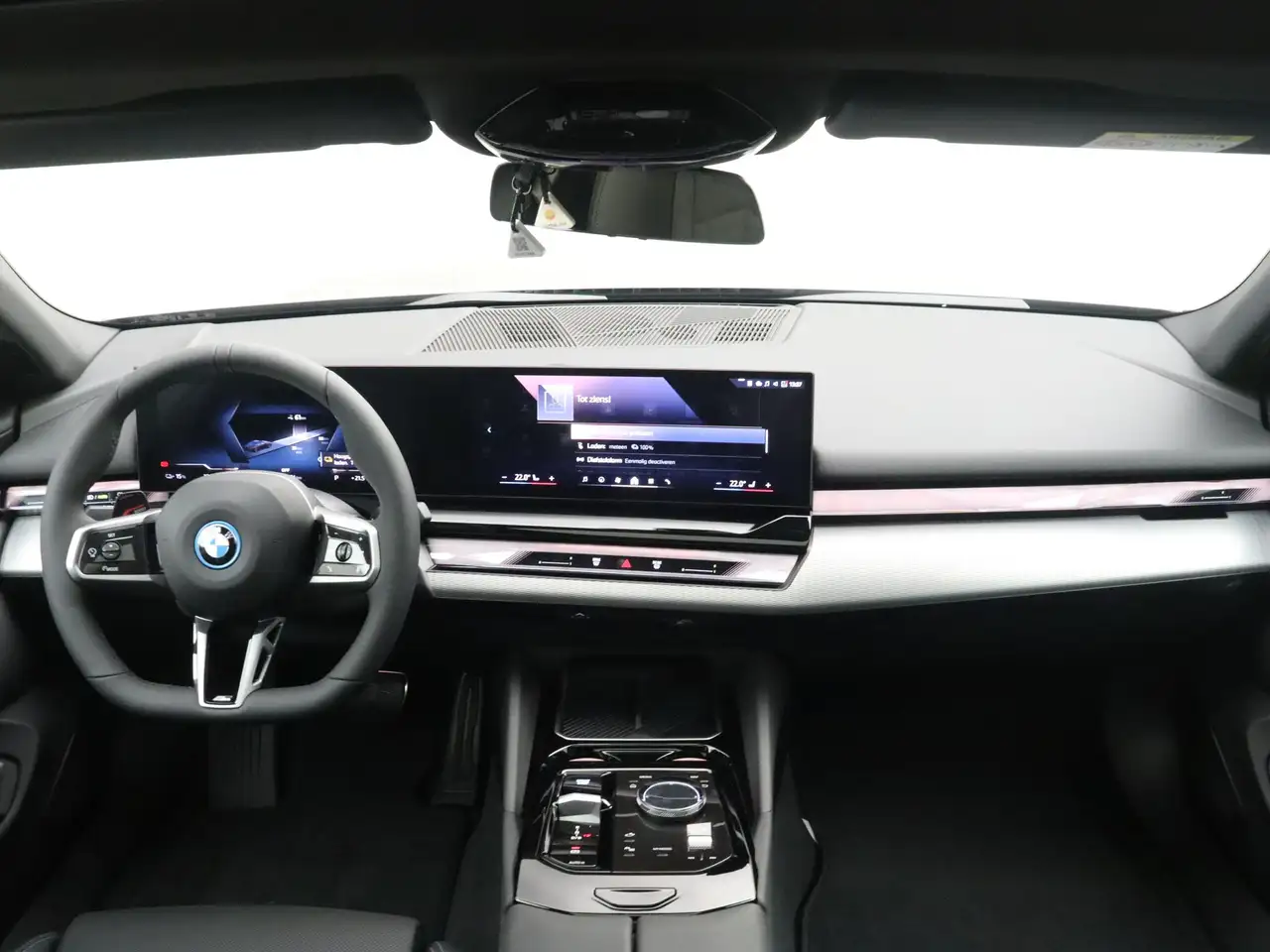 BMW i5 2026 — фото 13