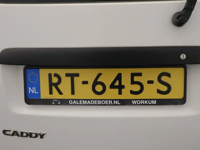Volkswagen Caddy view 16