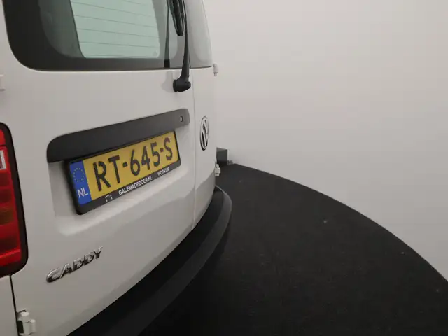 Volkswagen Caddy view 5