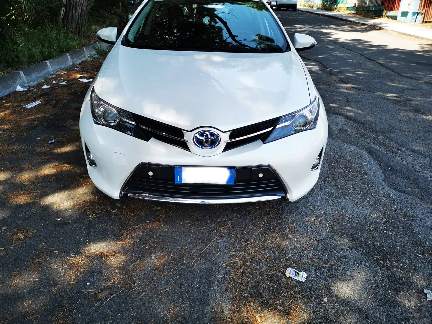 Toyota Auris Auris II 5p 1.8h Active+ Bianco - 2
