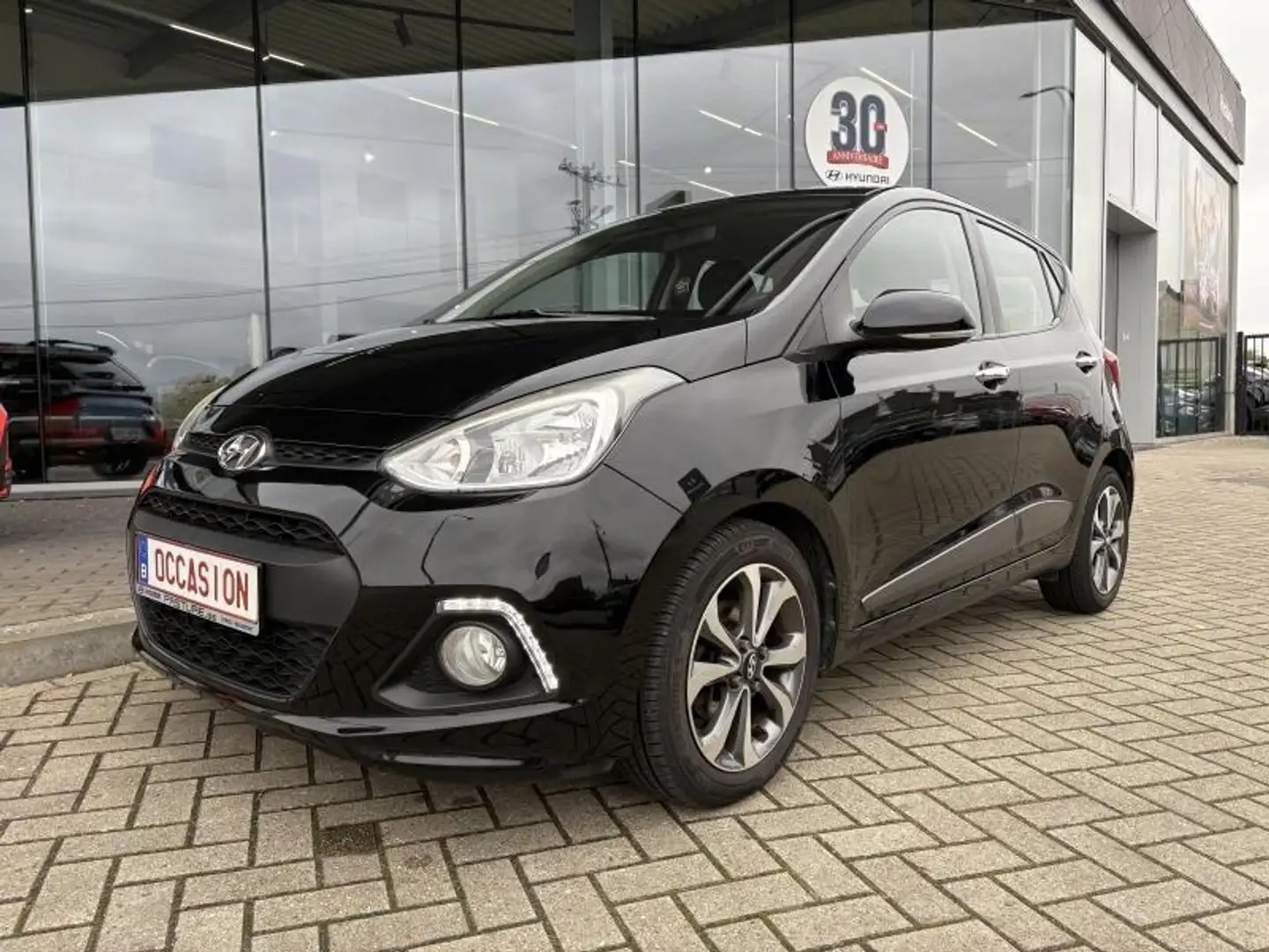Hyundai i10 Sky Zwart - 1