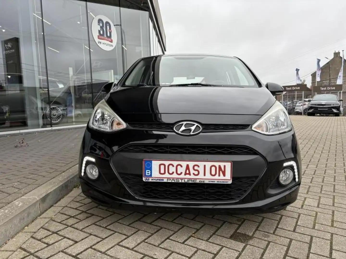 Hyundai i10 Sky Zwart - 2