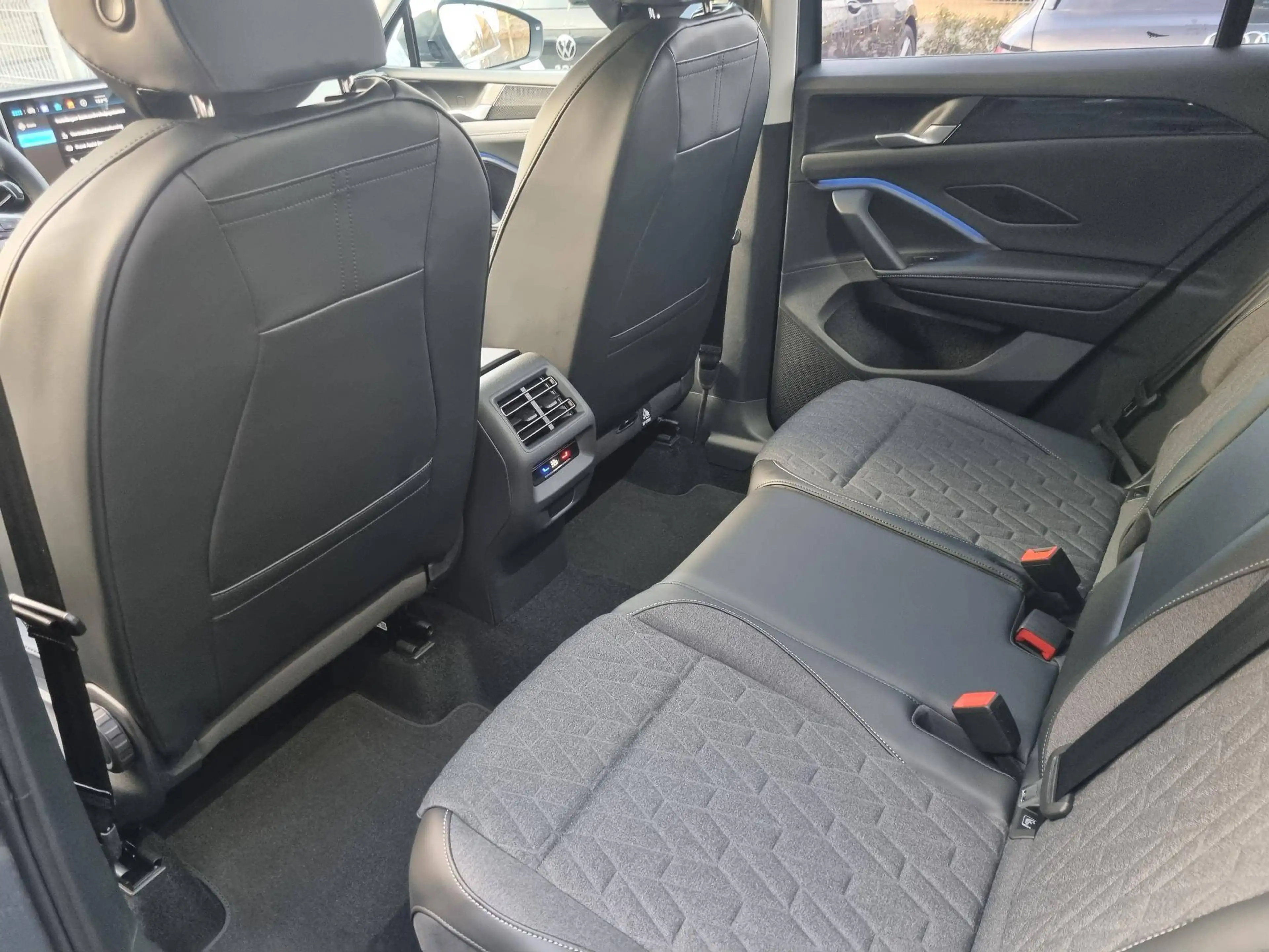 Volkswagen Tiguan Tiguan 1.5 TSI Elegance OPF DSG (EU6AP) — photo 11