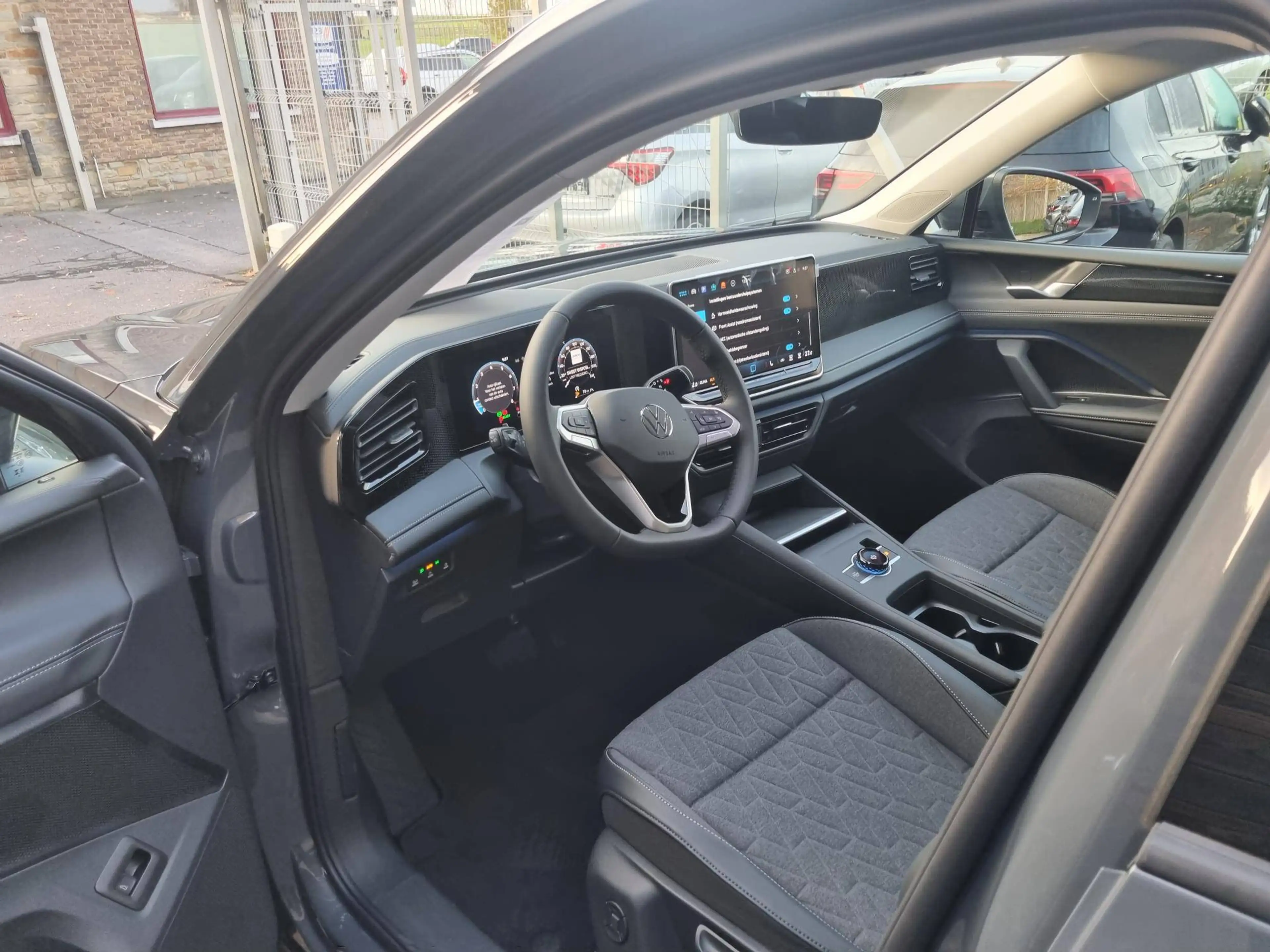 Volkswagen Tiguan Tiguan 1.5 TSI Elegance OPF DSG (EU6AP) — photo 9
