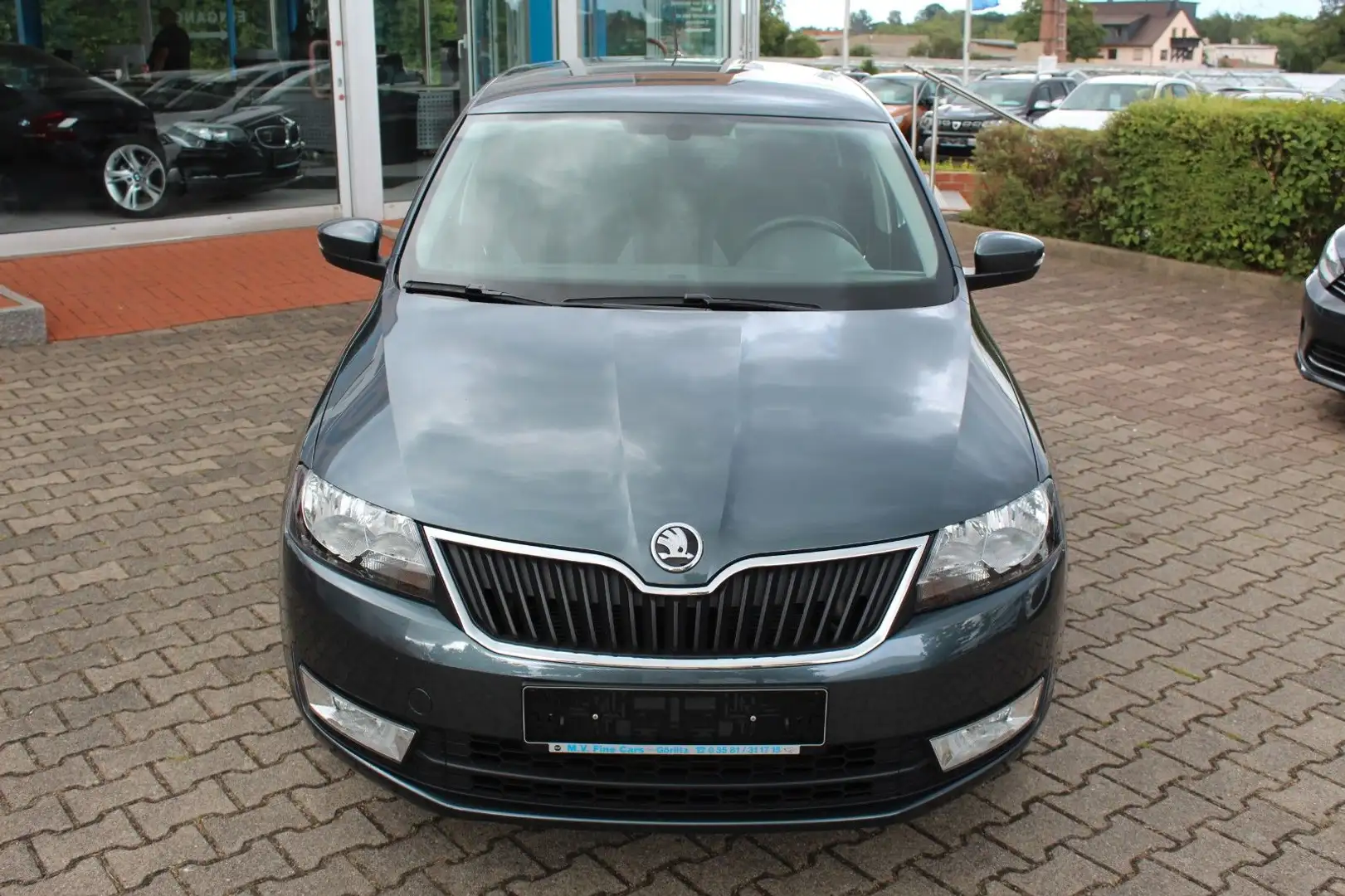 Skoda Rapid/Spaceback Spaceback Joy Grau - 2