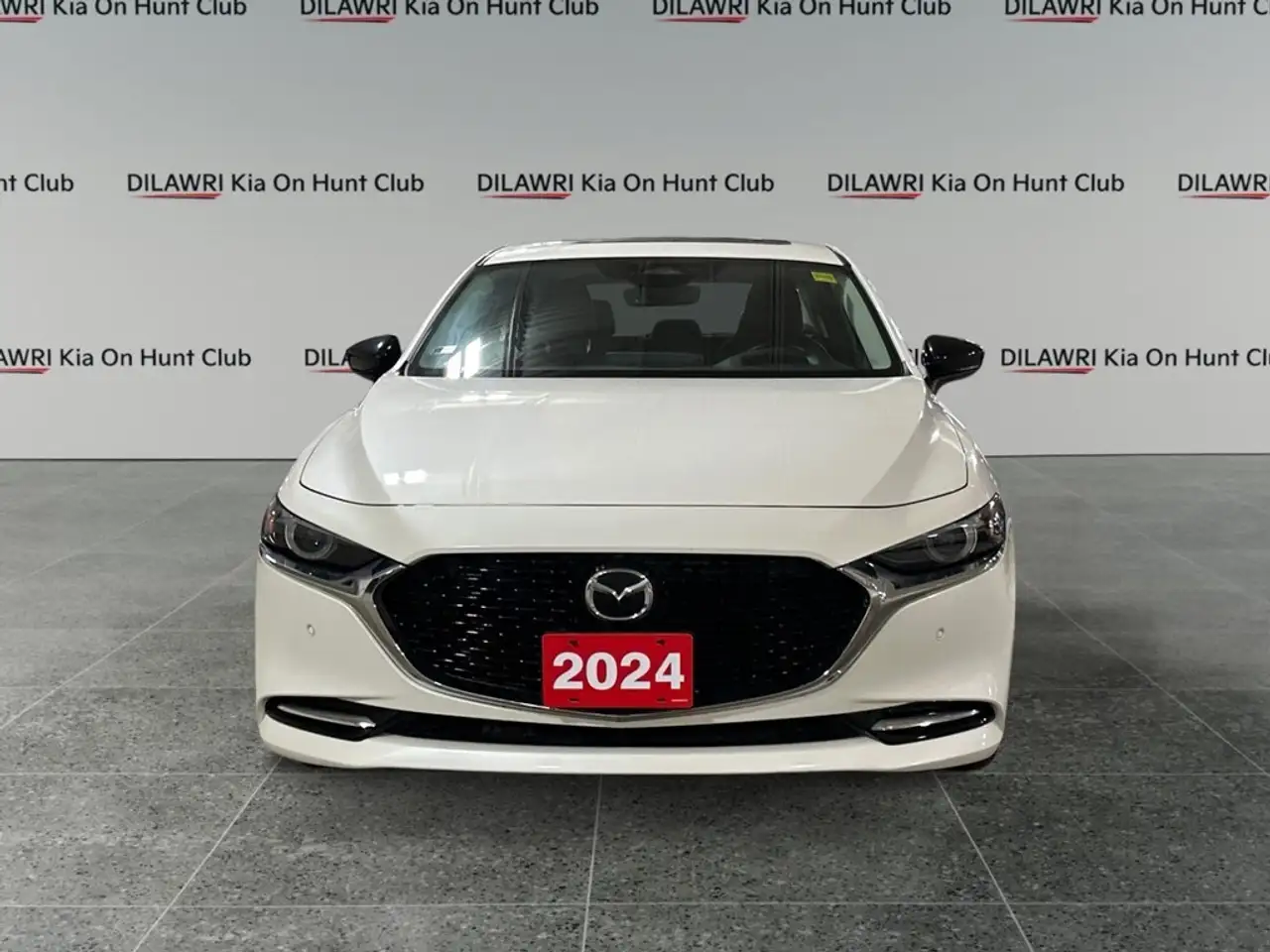 Mazda 3 снимка Mazda 3