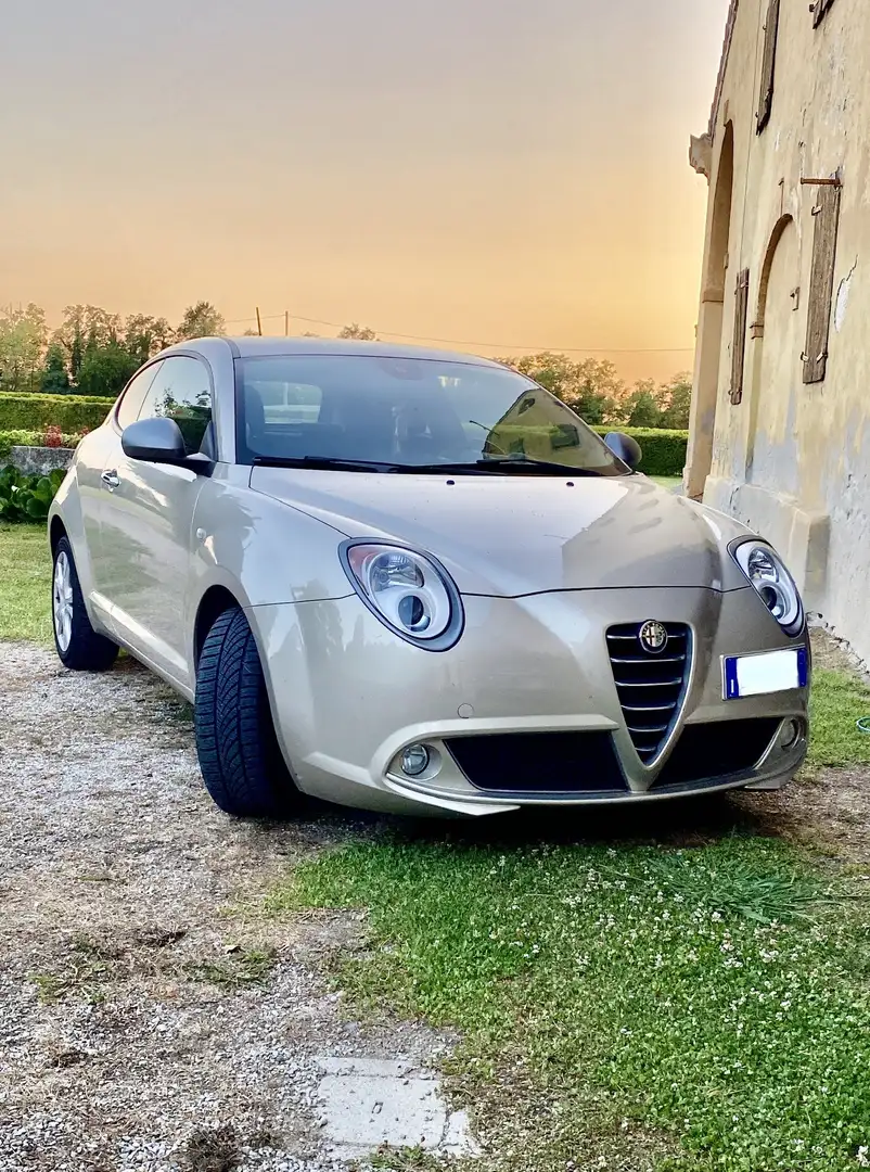 Alfa Romeo MiTo 1.4 Junior Distinctive sport pack 78cv - 1