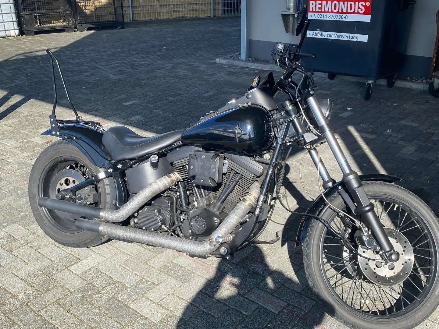 Harley-Davidson Custom Bike FXST Umbau Alle umbauten sind eingetragen Negru - 1