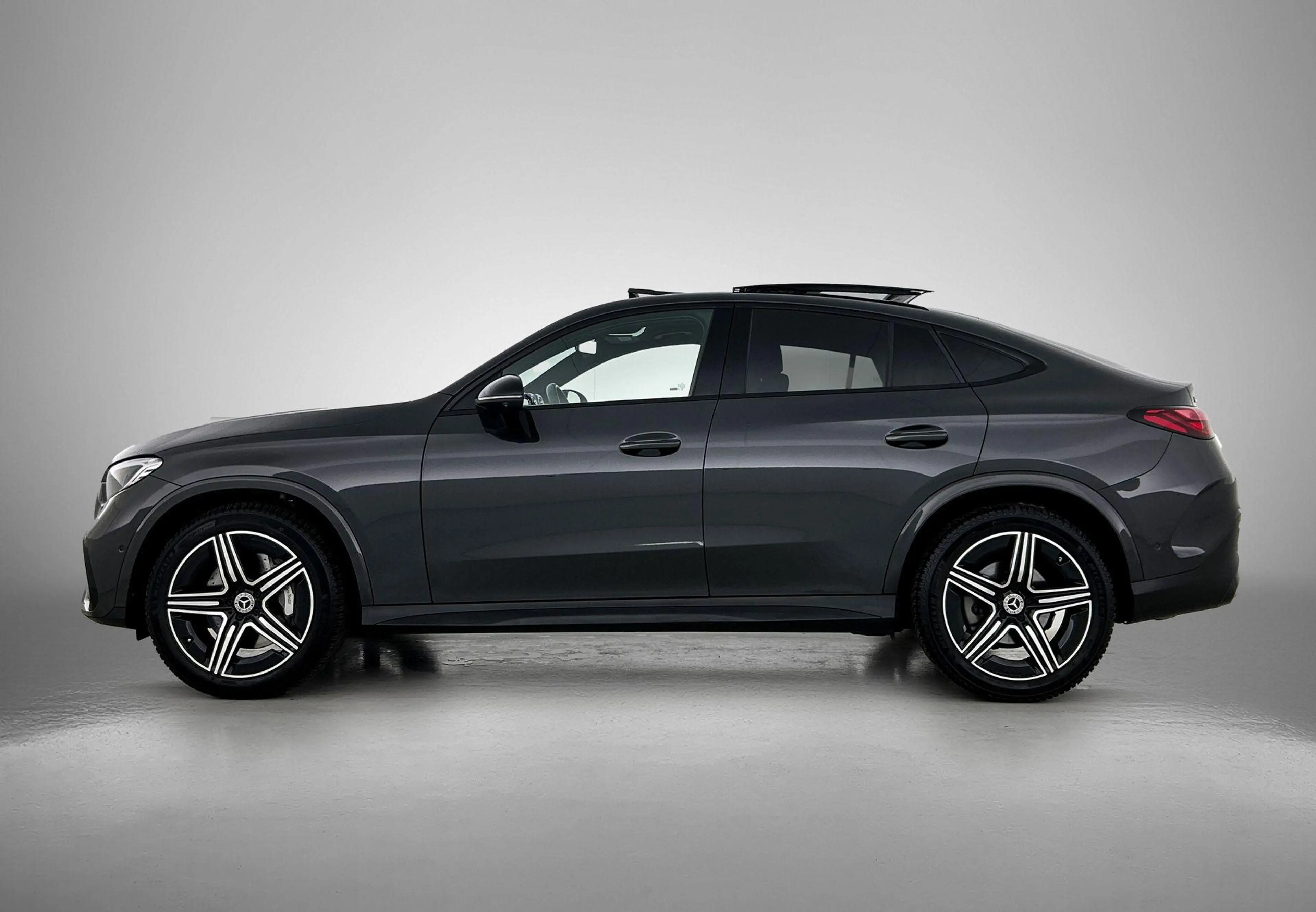 Mercedes-Benz GLC 200 4MATIC Coupé AMG Line | Night Pack | Panoramisch D — photo 6