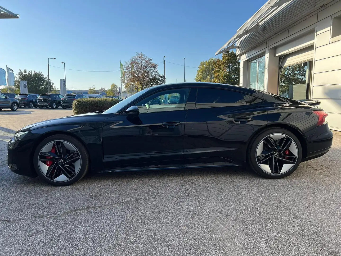 Audi e-tron GT basis quattro RS Keramik Allradlenk NightVis 44... Schwarz - 2