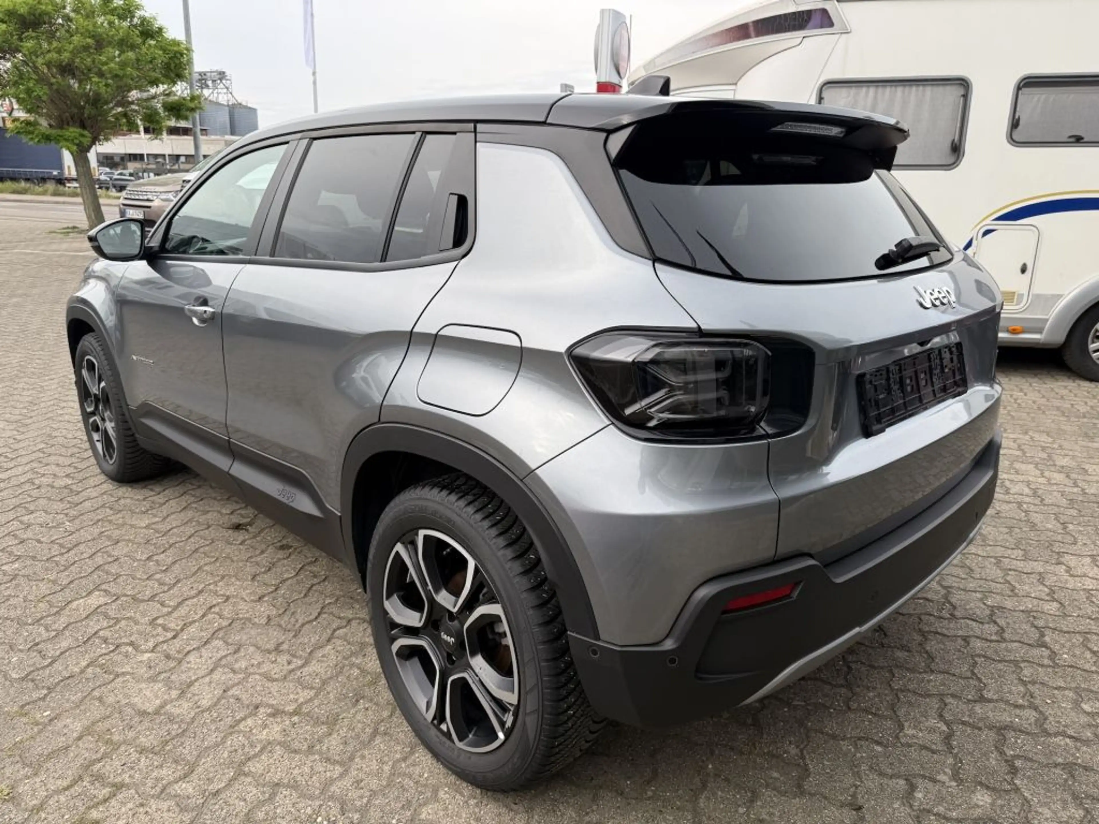 Jeep Avenger 1.2 GSE T3 Turbo-Benzin GDI Summit — photo 7