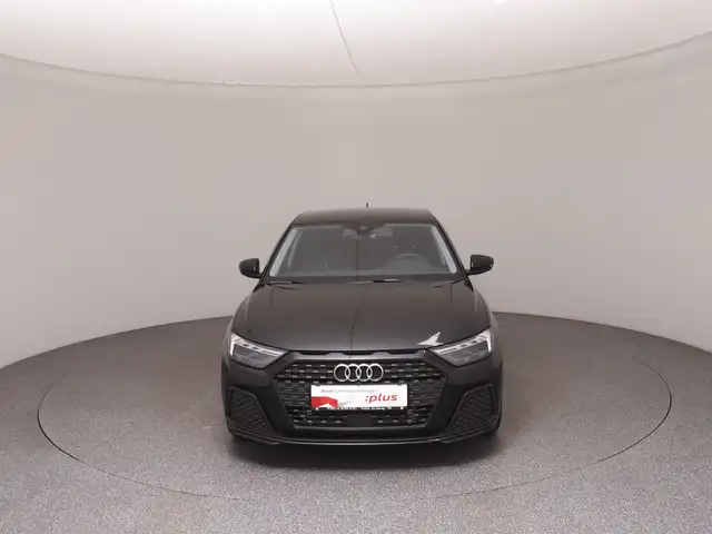 Audi A1 view 3