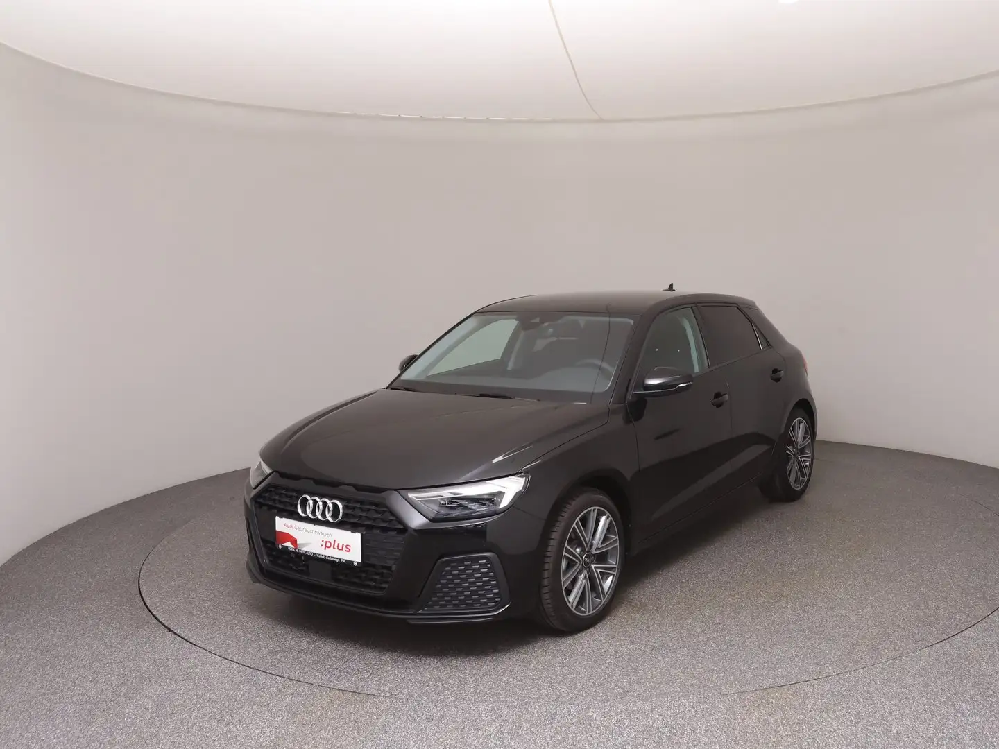 Audi A1 30 TFSI intense Schwarz - 1