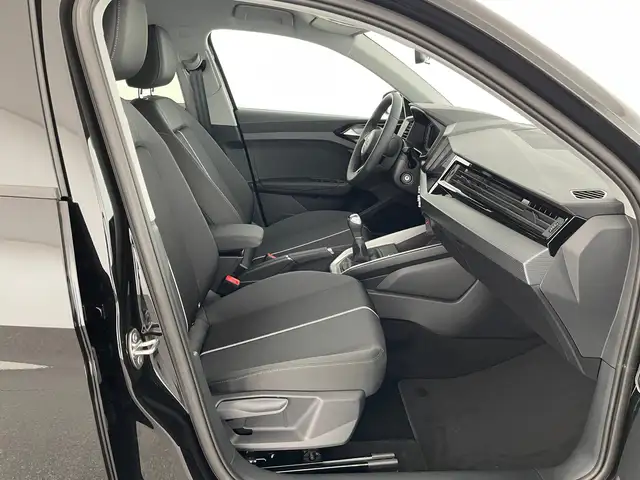 Audi A1 view 10
