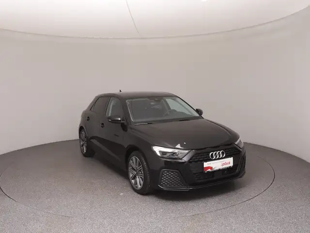Audi A1 view 2
