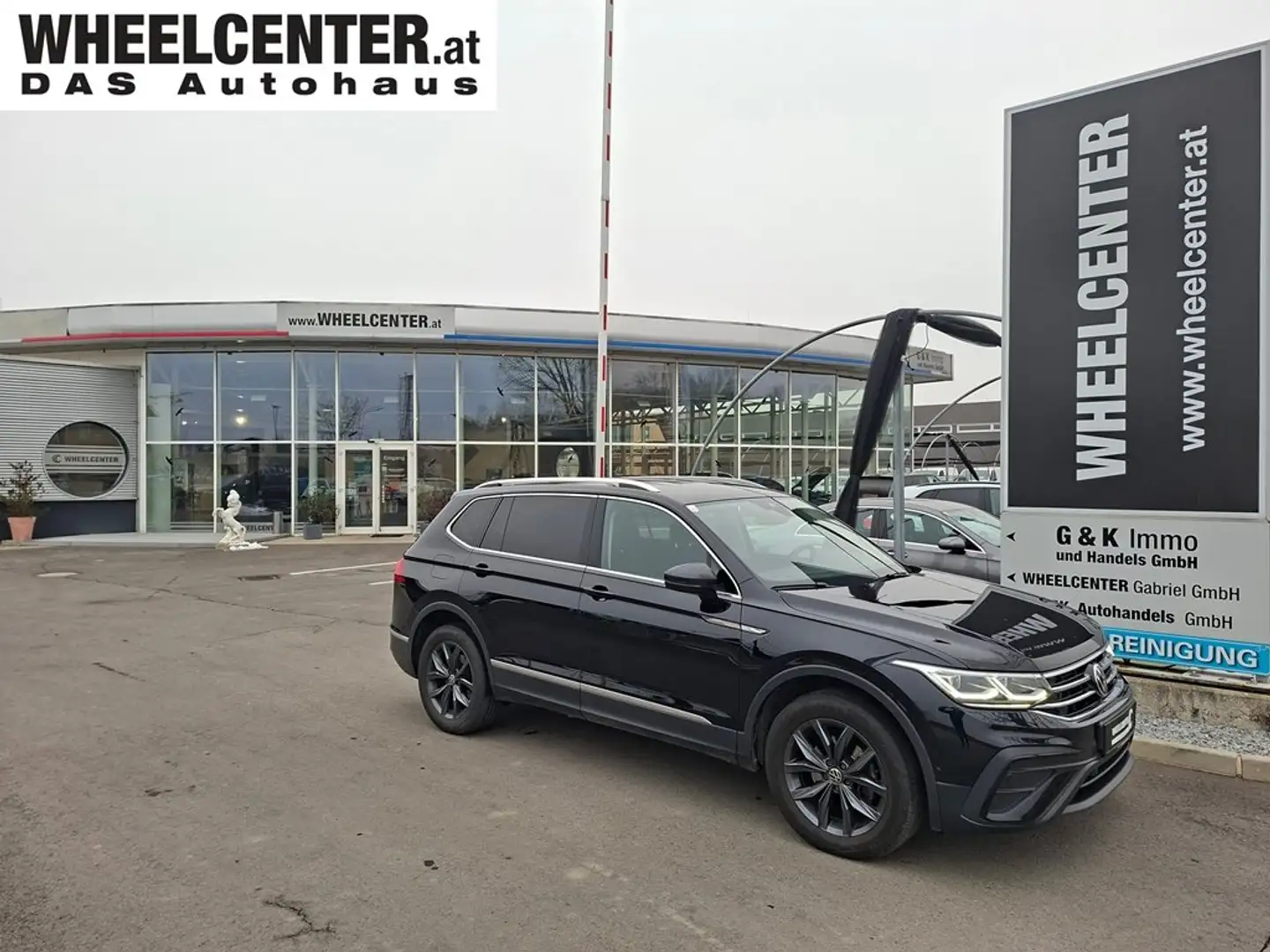 Volkswagen Tiguan Allspace 2.0 TDI Life * LEICHTE LACKSCHÄDEN * AHK Schwarz - 1