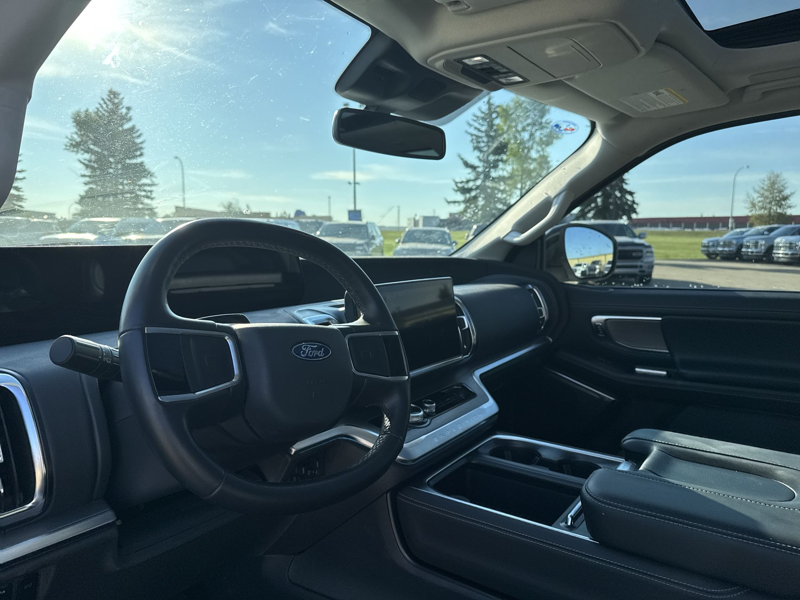 2026 Ford Expedition Platinum Max  2ND ROW CAPT CHAIRS | DRIVERS PKG — снимка 1