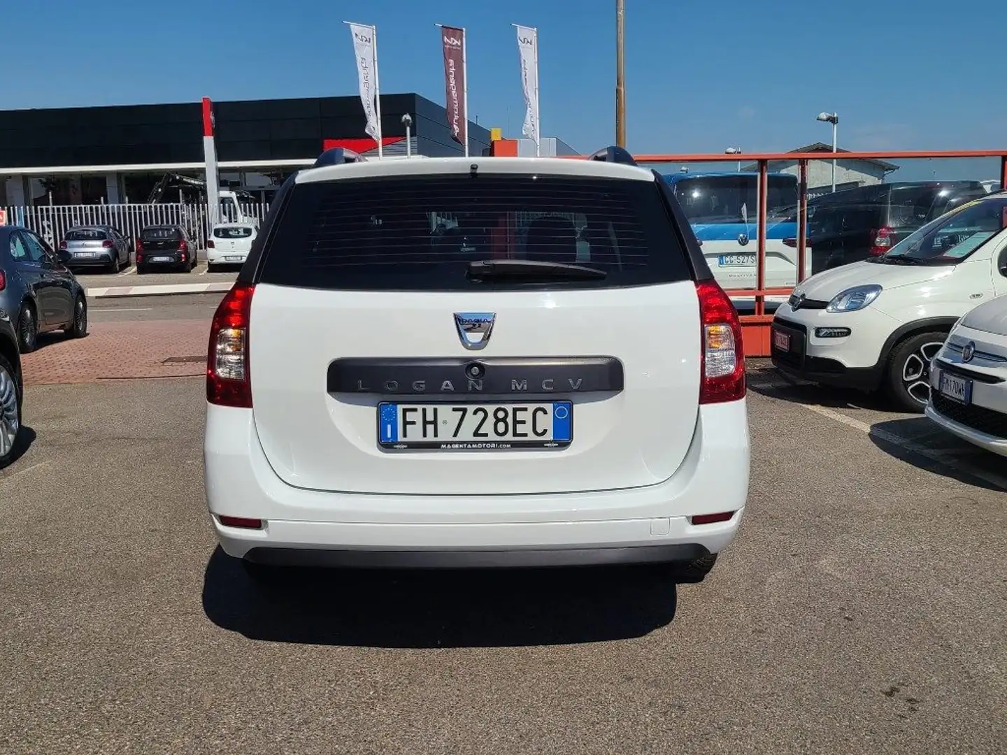 Dacia Logan MCV 1.5 dCi 8V 90CV Start&Stop Lauréate Bianco - 2