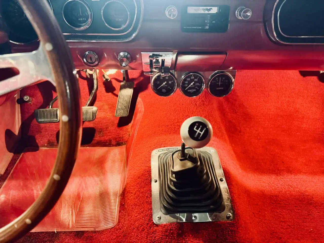 Ford Mustang COUPE, foto 8